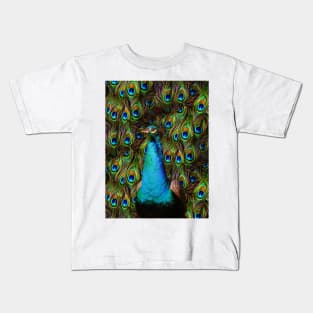 This peacock is watching you! Kids T-Shirt